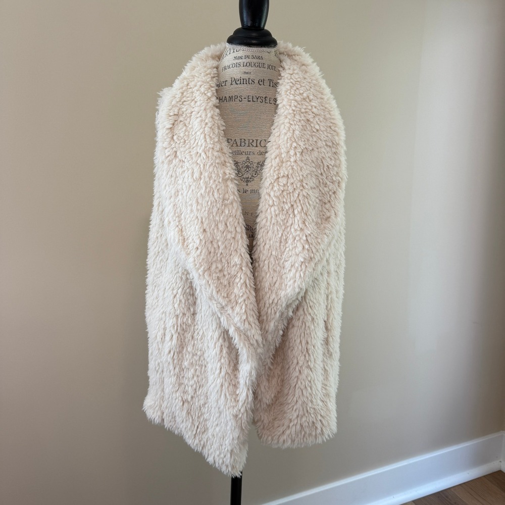 Anne French Women's‎ White Faux Fur Size L